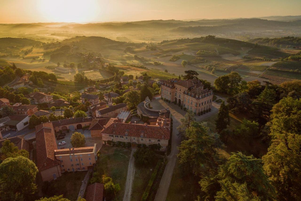 Marchesi Alfieri - Cantine E Ospitalita San Martino Alfieri Buitenkant foto