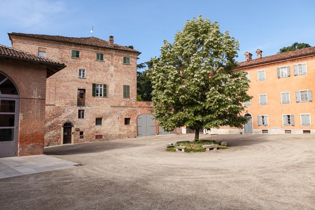 Marchesi Alfieri - Cantine E Ospitalita San Martino Alfieri Buitenkant foto